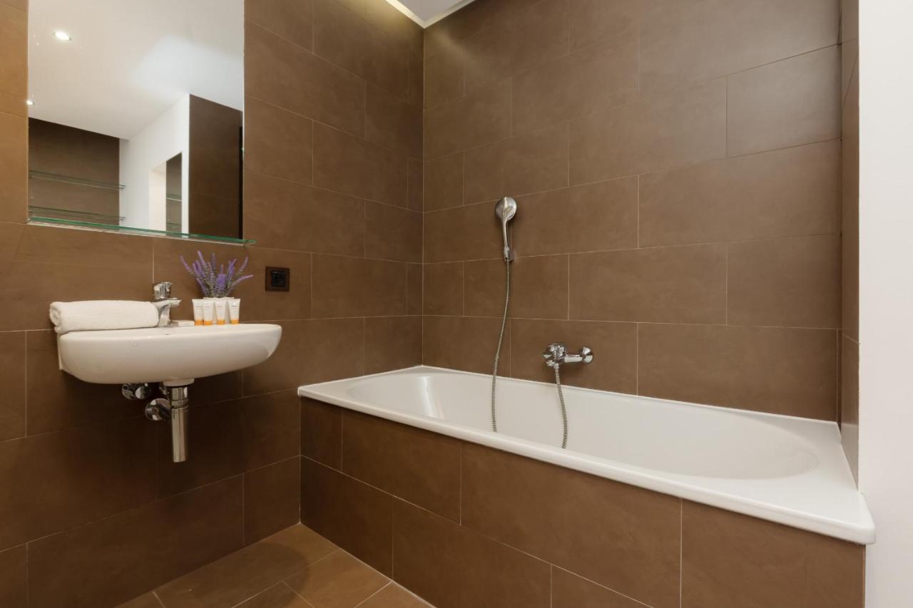 Old Mokotow Spacious Two-Bedroom Apartment By Noclegi Renters Warszawa Zewnętrze zdjęcie